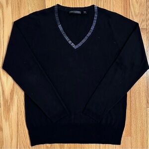 Pamela Dennis Private Client Group Black Cashmere Silk Beaded V-Neck Sweater M